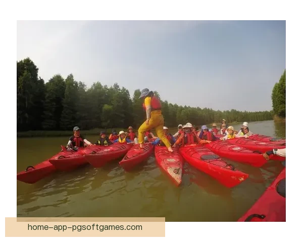 划桨争锋：皮划艇大奖赛火热开赛